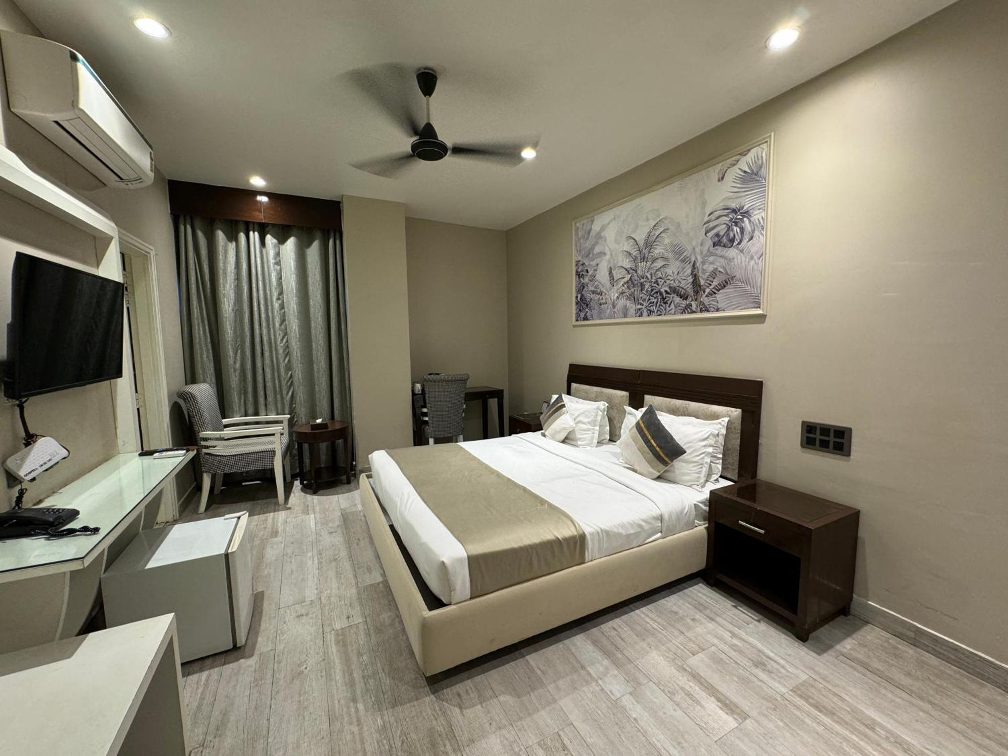 Skon Boutique By Orion Hotels ニューデリー エクステリア 写真